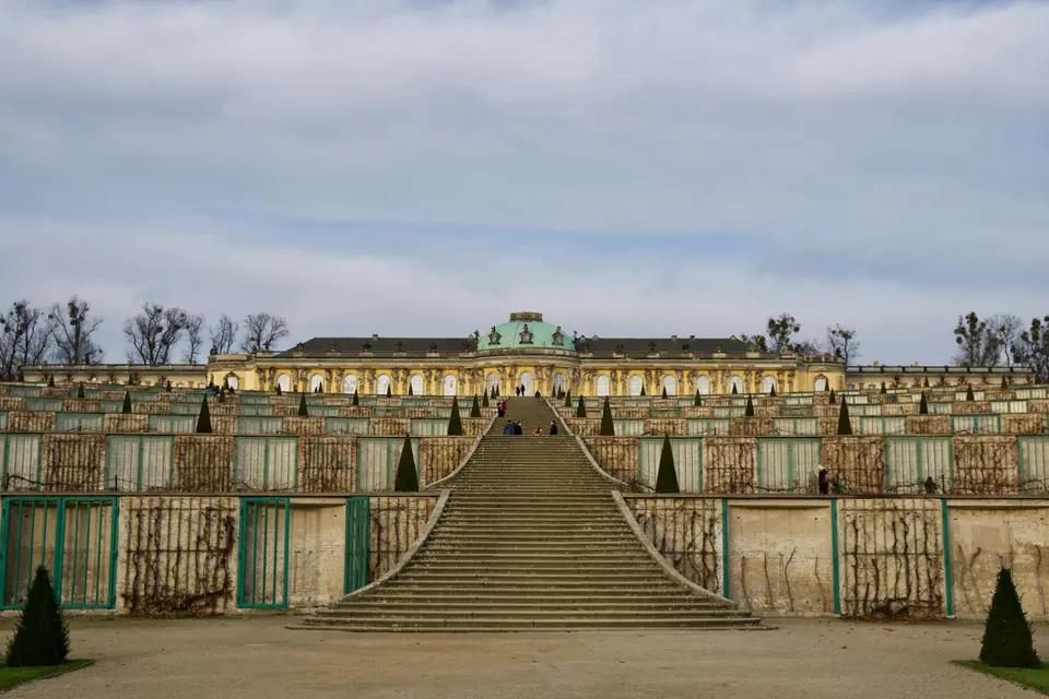 Potsdam Potsdam — Brandenburger Landeshauptstadt mit UNESCO-Welterbe Sanssouci und Filmstadt Babelsberg